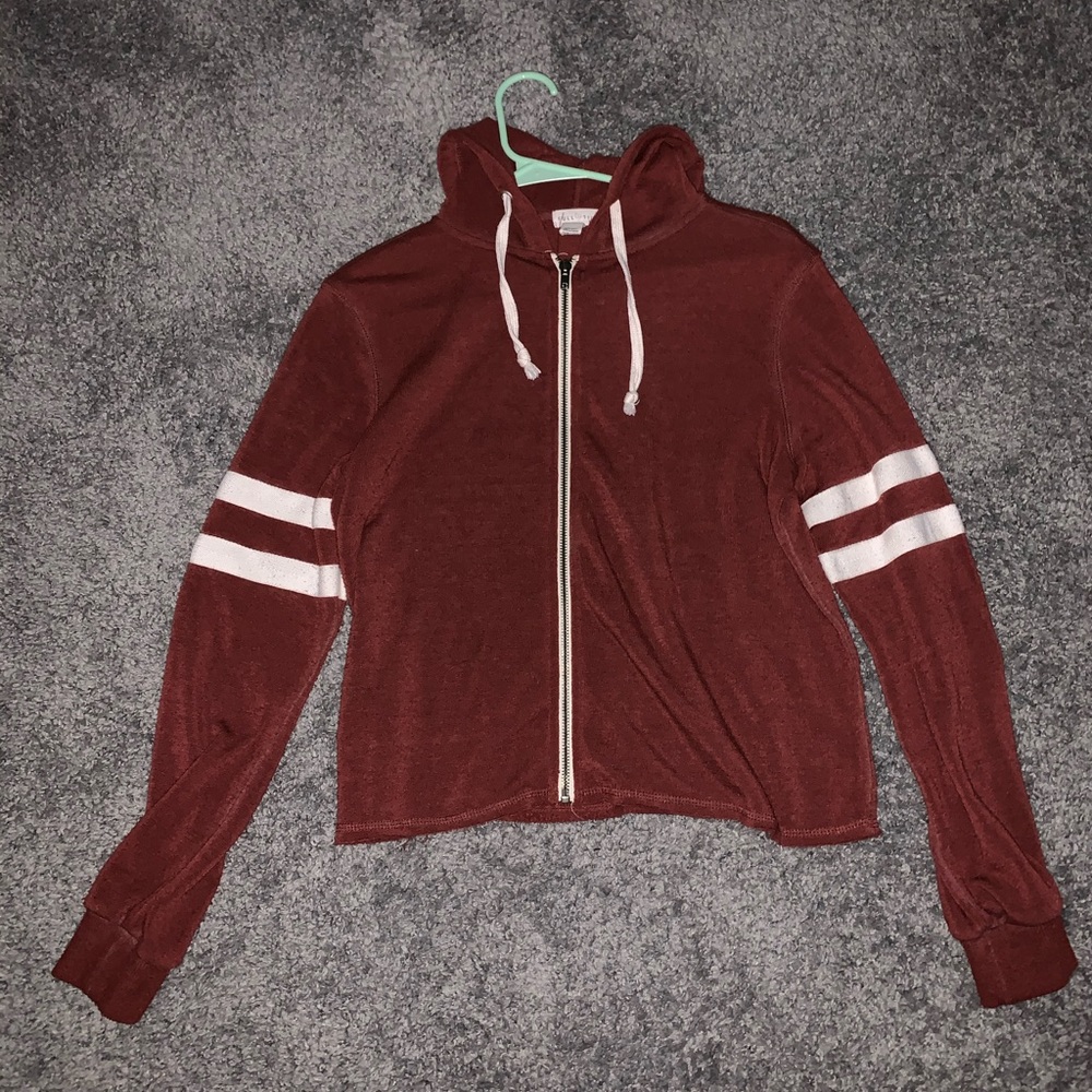 Wine red zip up jacket with hood